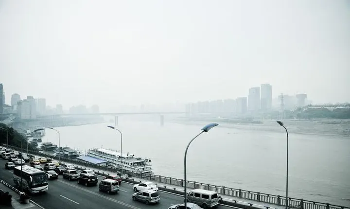 The riverside road, with another one running overhead