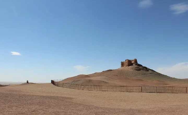 Yangguan's beacon tower, a block of rammed earth on a hilltop