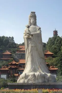 The Mazu statue at Nansha, the estuary behind it