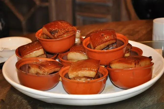 Stews arrive one clay pot at a time