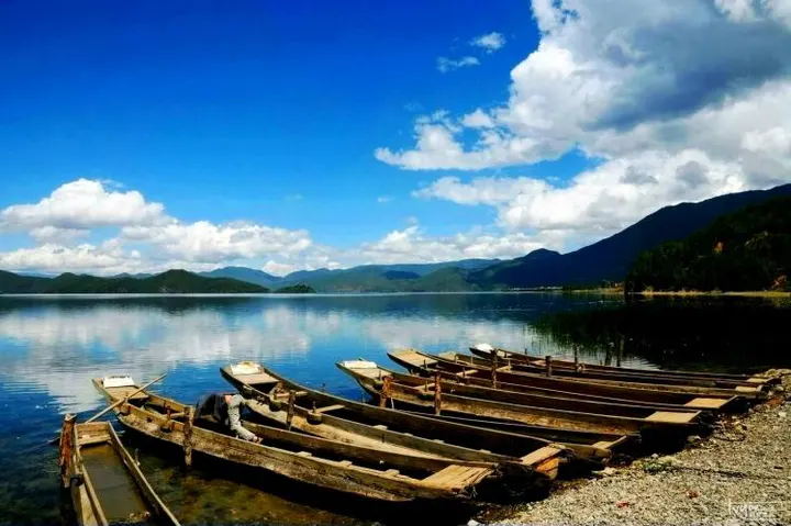 Lugu Lake