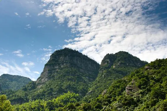 The Wulao Peaks: five summits in a row