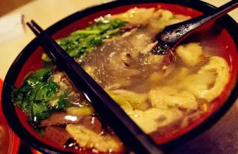 Duck-blood vermicelli: a bowl is a meal