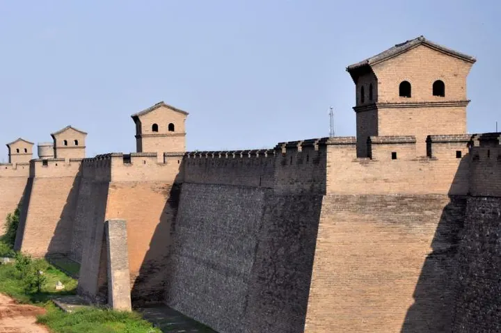 Walking the wall