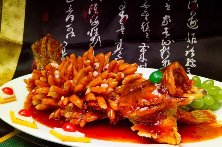 A table of Suzhou cooking