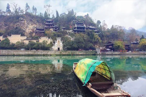Qinglong Cave