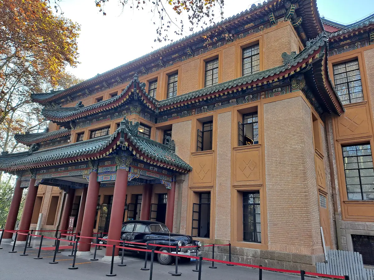 Meiling Palace, on the slope of Purple Mountain