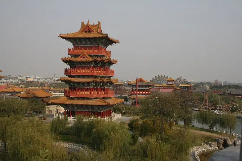 Fuyun Pavilion above the park