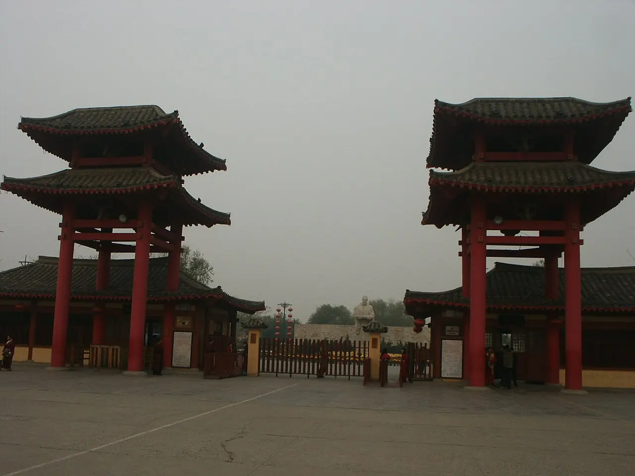 The gate pavilions at the entrance