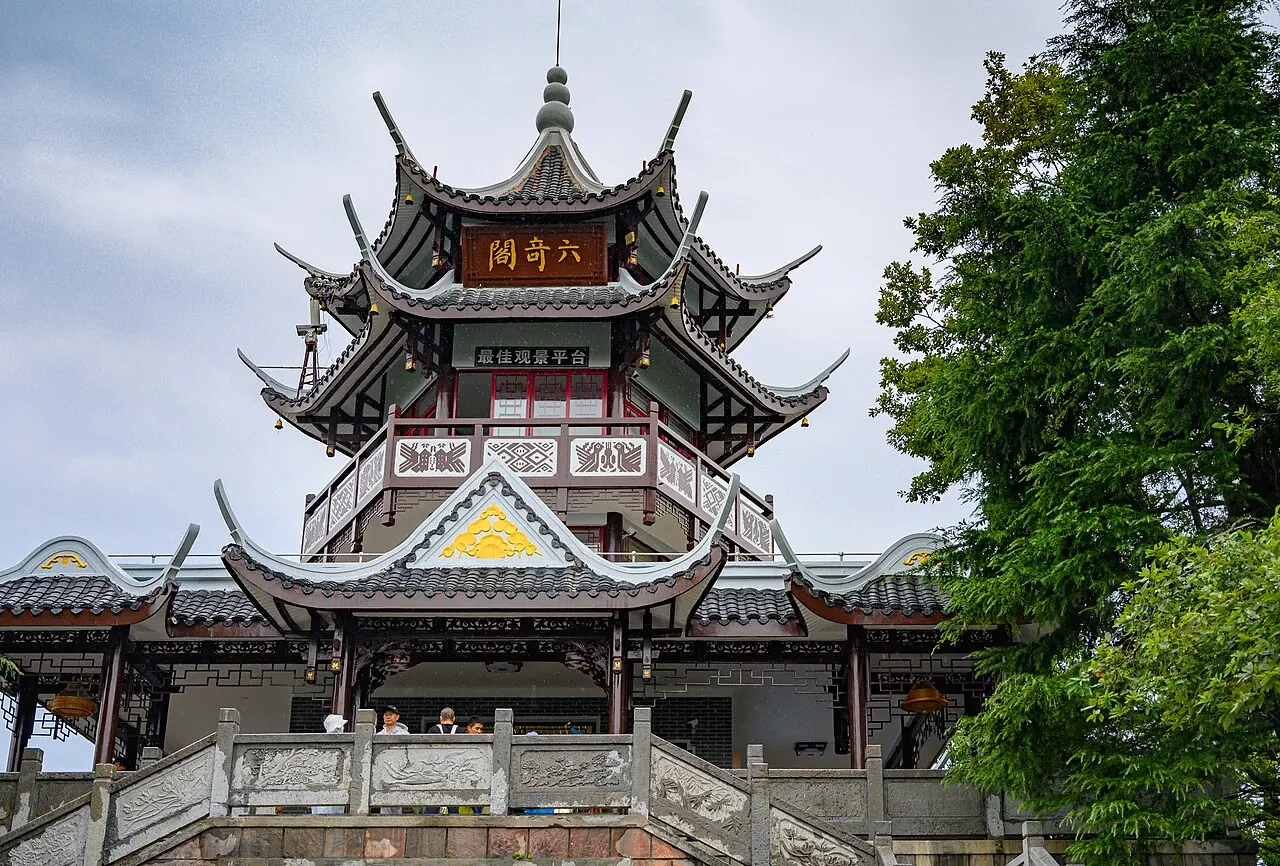 A pavilion on the ridge line